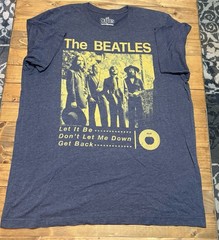 Men’s XL The Beatles band tee. Used in good condition.