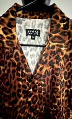 ANIMAL PRINT MEN’S SHIRT SIZE M/NEW WITHOUT TAGS