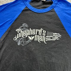 Shepherd’s Men Shirt Mens Medium Black Blue Raglan 3/4 Sleeve Graphic Tee