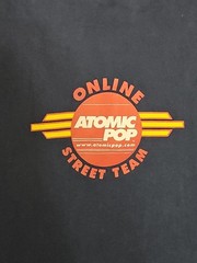 Rare Atomic Pop T-Shirt Size Large Few Rules No Limits Music Games Video Comix