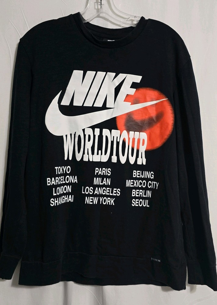 Nike Mens Size Medium World Tour Black Long Sleeve T Shirt Glow In Dark Sleeves