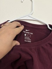 Nike Men’s Maroon Short-Sleeve Logo T-Shirt Cotton Blend Athletic Cut XL
