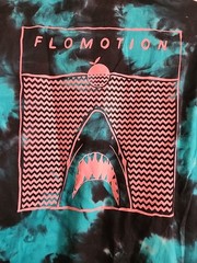 Flomotion Tie‑Dye T‑Shirt – Blue/Black – Shark- Size Medium