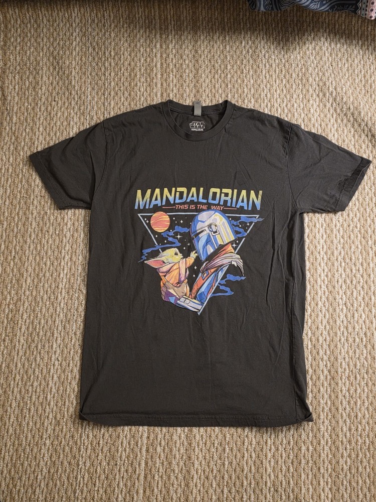 Star Wars Mandalorian Grogu Graphic Logo Tee Men’s L Gray
