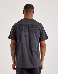 Nike Max 90 Gel Goddess Embrace Victory Black T-Shirt Men’s LooseFit Small NWT!