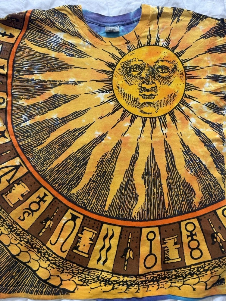 Vintage 1992 Liquid Blue Celestial Sun & Moon T-Shirt – XL – Single Stitch – USA