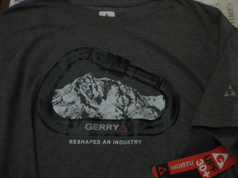 NWT GERRY PREMIUM OUTDOOR T-SHIRT TEE UPF30+ MOISTURE WICKING TECH