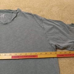 Johnnie-O Men’s V-Neck Short Sleeve T-Shirt size Large Green