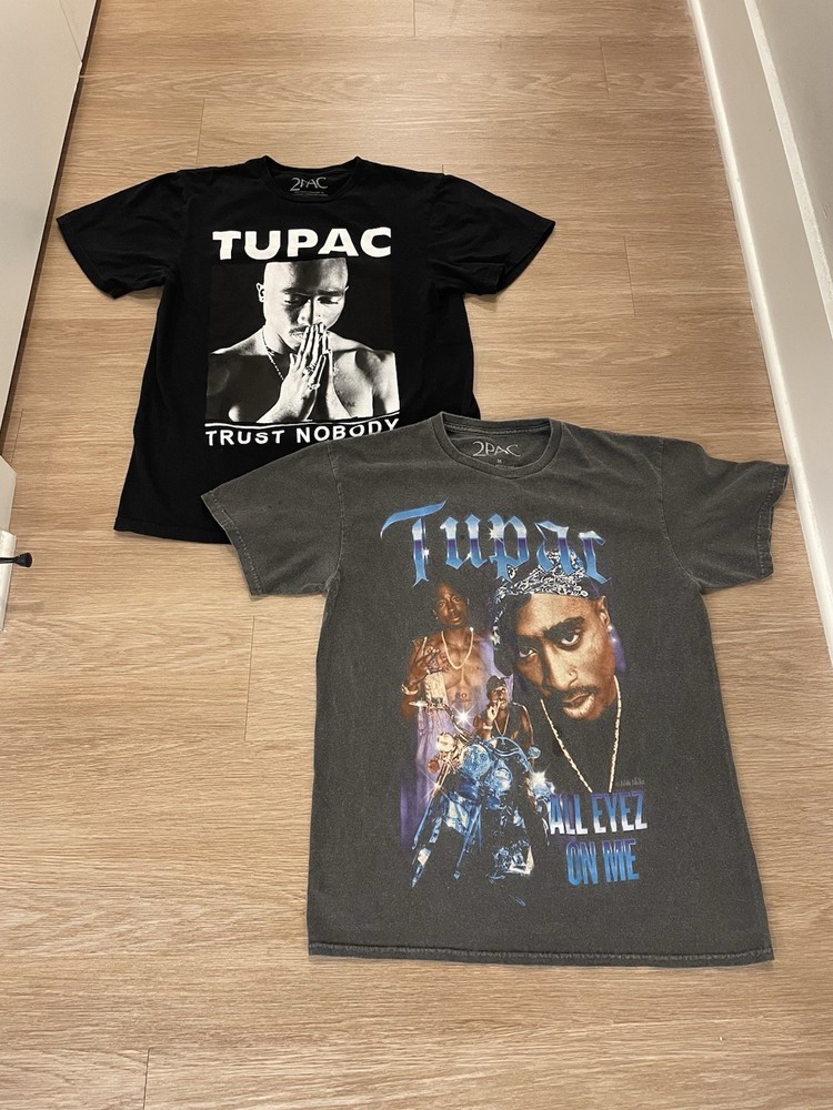 LOT OF 2 – TUPAC Rap Size Small/Medium T-Shirt Trust Nobody / All Eyez On Me
