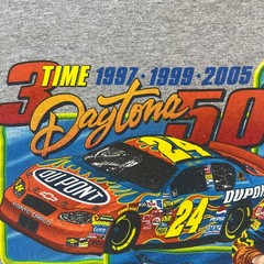 2005 Daytona Champion Jeff Gordon Tee Men’s Sz L Chase Authentics Gray and Red