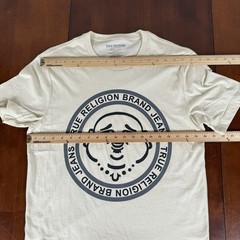 True Religion Buddha Face SS Crew Neck T-Shirt Mens Medium Fog-Beige NWT $59