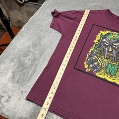 2020 RARE MF DOOM Double Sided Burgandy Shirt Mens Size XL (23×27)