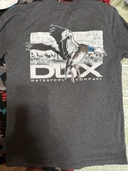 12 DUX Waterfowl Company Men’s Duck Hunting Graphic Tees M Crew Neck Cotton Knit