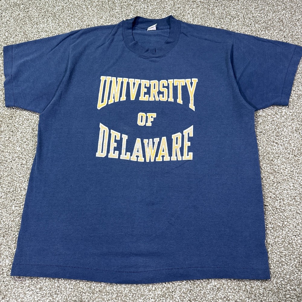 80s University Of Delaware Tee Size XL Polycotton Blue On The Velva Sheen Tag
