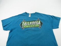 Talladega Alabama Racing on the Wild Side 2018 T-Shirt Mens Large Spellout Logo