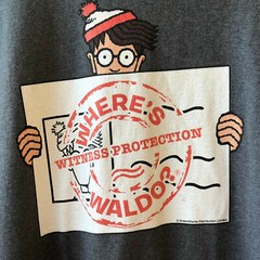 Fruit Of The Loom Vintage Gray T-Shirt Witness Protection Where’s Waldo? Mens XL
