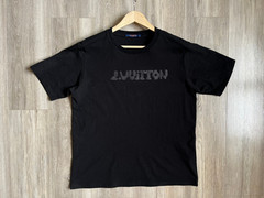 Louis Vuitton 2054 Thermoheat Reactive Print T Shirt Black MENS size M