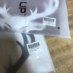 2 Pack Bucked Up Men’s Flag T Shirt Heather Maroon/White/Black Logo Size L New