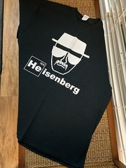 Men’s Breaking Bad Heisenberg T-Shirt Black With White Silhouette Design NWOT XL