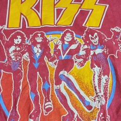 Kiss Tee Mens L 42/44 Burgundy Greatest Hits Graphic Band Vintage Official