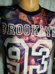 Brooklyn T Shirt With Blue And Purple Tropical Design, Men Size S @ 31LUKY LUKE