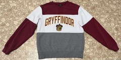 Universal Studios Harry Potter Gryffindor Pullover Sweatshirt NWT