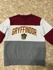 Universal Studios Harry Potter Gryffindor Pullover Sweatshirt NWT