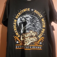 Brisco Brands Men’s Sz Med T-shirt Country Strong Graphic T-shirt Country Strong
