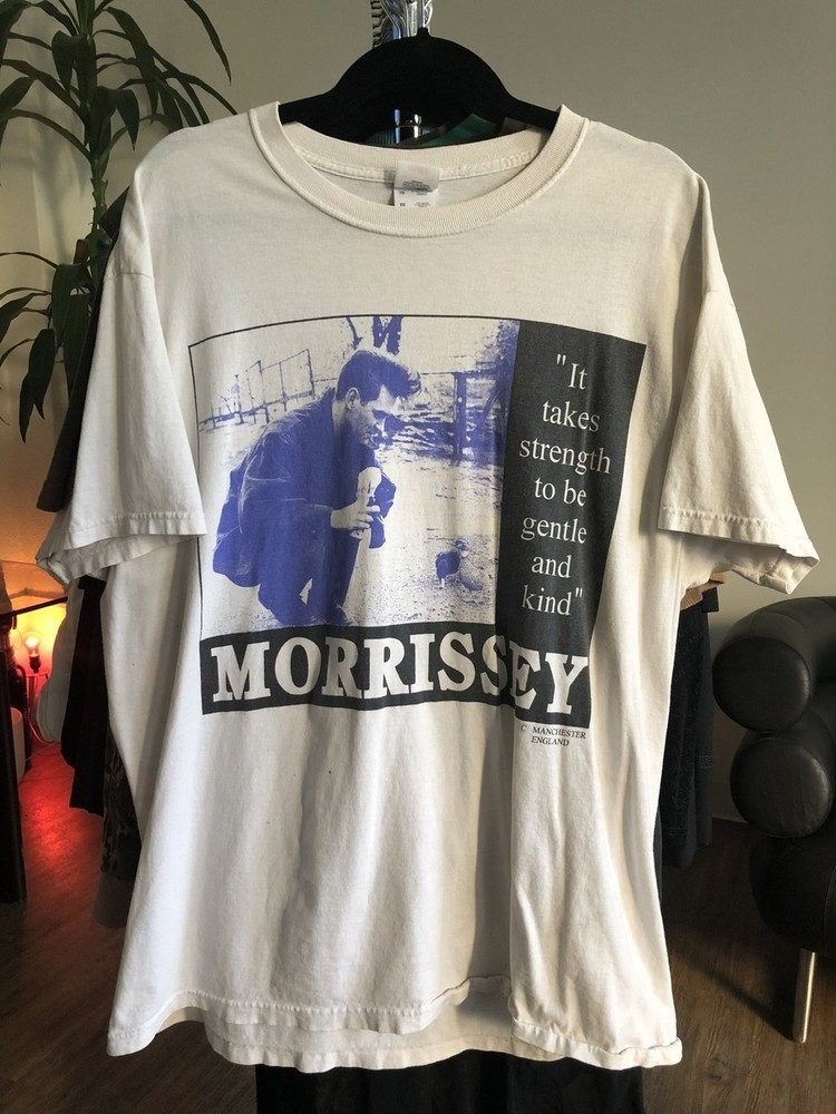 Hot Morrissey It takes strength to be gentle and kind Reprint All Size K7.77