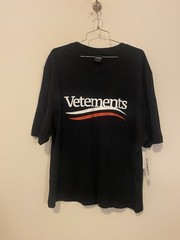 Vetements T Shirt Size large Men’s 58$ By Drill Clothing
