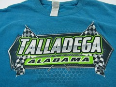 Talladega Alabama Racing on the Wild Side 2018 T-Shirt Mens Large Spellout Logo