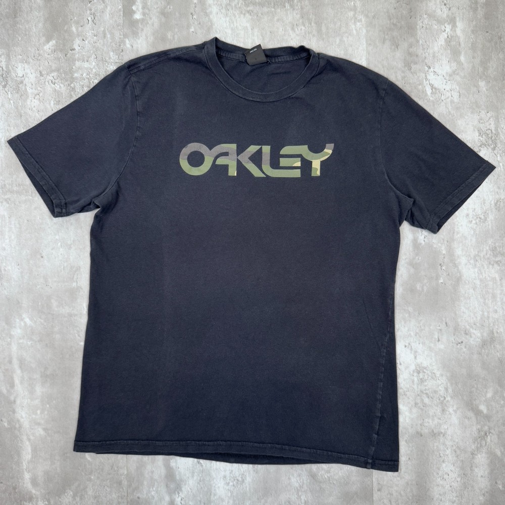 Oakley T-Shirt Men’s Large Black Camo Tech Logo Short Sleeve Streetwear Y2K