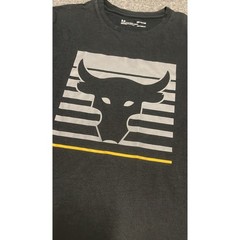 Under Armour Project Rock Brahma Bull Graphic T-Shirt Mens Small Black HeatGear