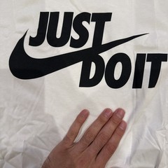 Nike Just Do It Swoosh Tee Men’s Size Large AR5006-100
