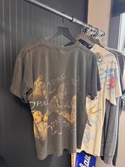 Vintage 90’s 2Pac In Memory of TUPAC single stitch Tee size XL (fits Large)