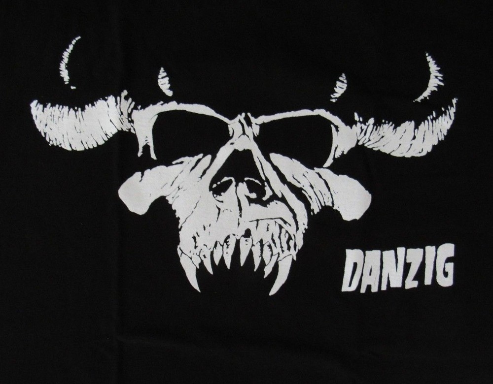 Same Day Shipping New Classic DANZIG First Album Skull Logo Shirt Size MEDIUM