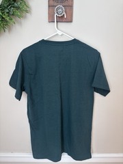 NWT Peanuts Unisex Size M Snoopy Christmas T-Shirt Green Holiday Cheer