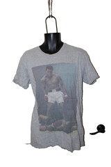Muhammad Ali Mens Short Sleeve Graphic Tee T Shirt Size LARGE Gray Boxing Boxer