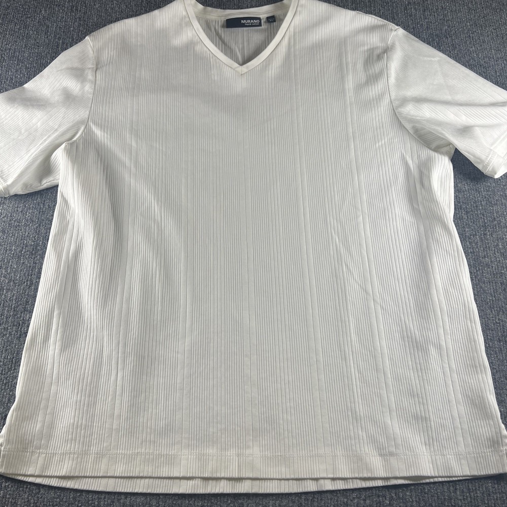 Murano Men’s Liquid Cotton Vneck Short Sleeve Shirt Textured While XL EUC