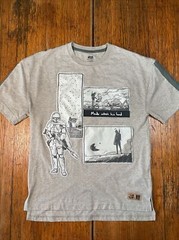 Star Wars The Mandalorian Concept Series Men’s S T-shirt Mando Extends His Hand