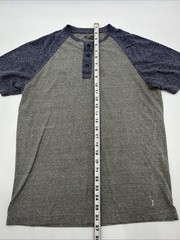 Levis Strauss Henley T-shirt Men M Gray Logo .#48134