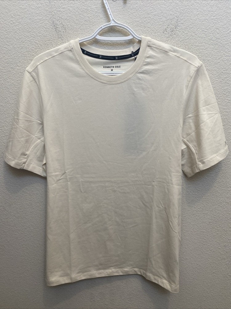 Kenneth Cole Active Men’s Small Vintage White Short Sleeve Crew Neck T-Shirt NWT