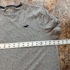 Hollister Must Have Collection Curved Hem Tee T-shirt XL Gray EUC