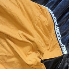 GUESS Yellow Short Sleeve Men’s M Cotton Crew Neck Logo Contrasting Trim T-Shirt