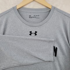 Under Armour Heatgear Loose Fit Men’s Size 3XL Hunters Run Crew-Neck T-Shirt