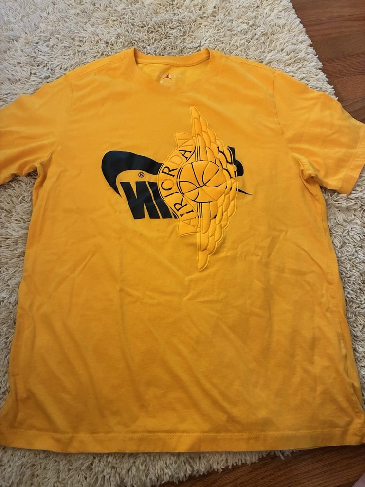 Jordan Air Jordan Jumpman Logo Yellow Graphic Print Crew Neck Tee Men’s L