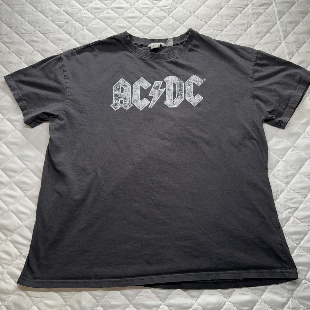 H&M Shirt Mens L Gray AC/DC Back In Black World Tour Band Graphic T Shirt