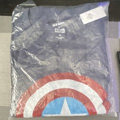 Old Navy Men’s XL Blue Crew Neck Short Sleeve Marvel Captain America Shield Tee