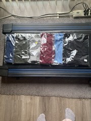 6 PIECES OF BRAND NEW UNISEX HALF SLEEVE T SHIRTS IN A LARGE SIZE ASSORTED COLOR