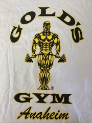 Gold’s Gym Anaheim T-Shirt White w/ Yellow Detail Bodybuilding Mecca Men’s M